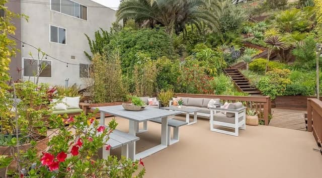 Gallery photos for Playa del Rey Garden Slope Oasis Unveiled: Image #3
