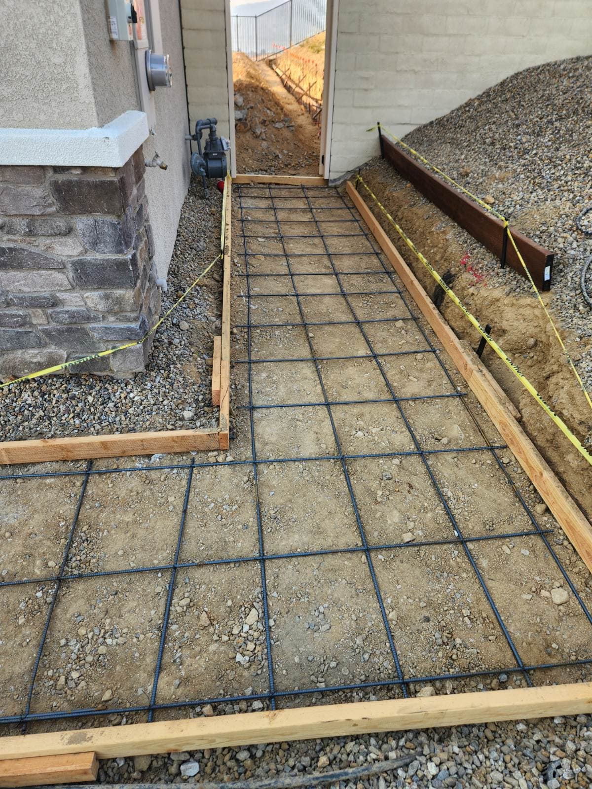 Gallery photos for Expert Concrete Pathway and Retaining Wall Transformation: Image #1